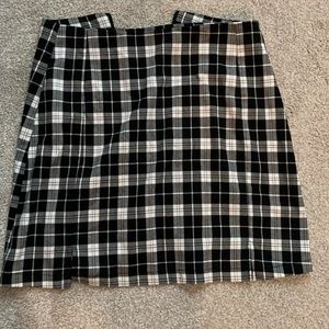 Checkered black and white brandy skirt